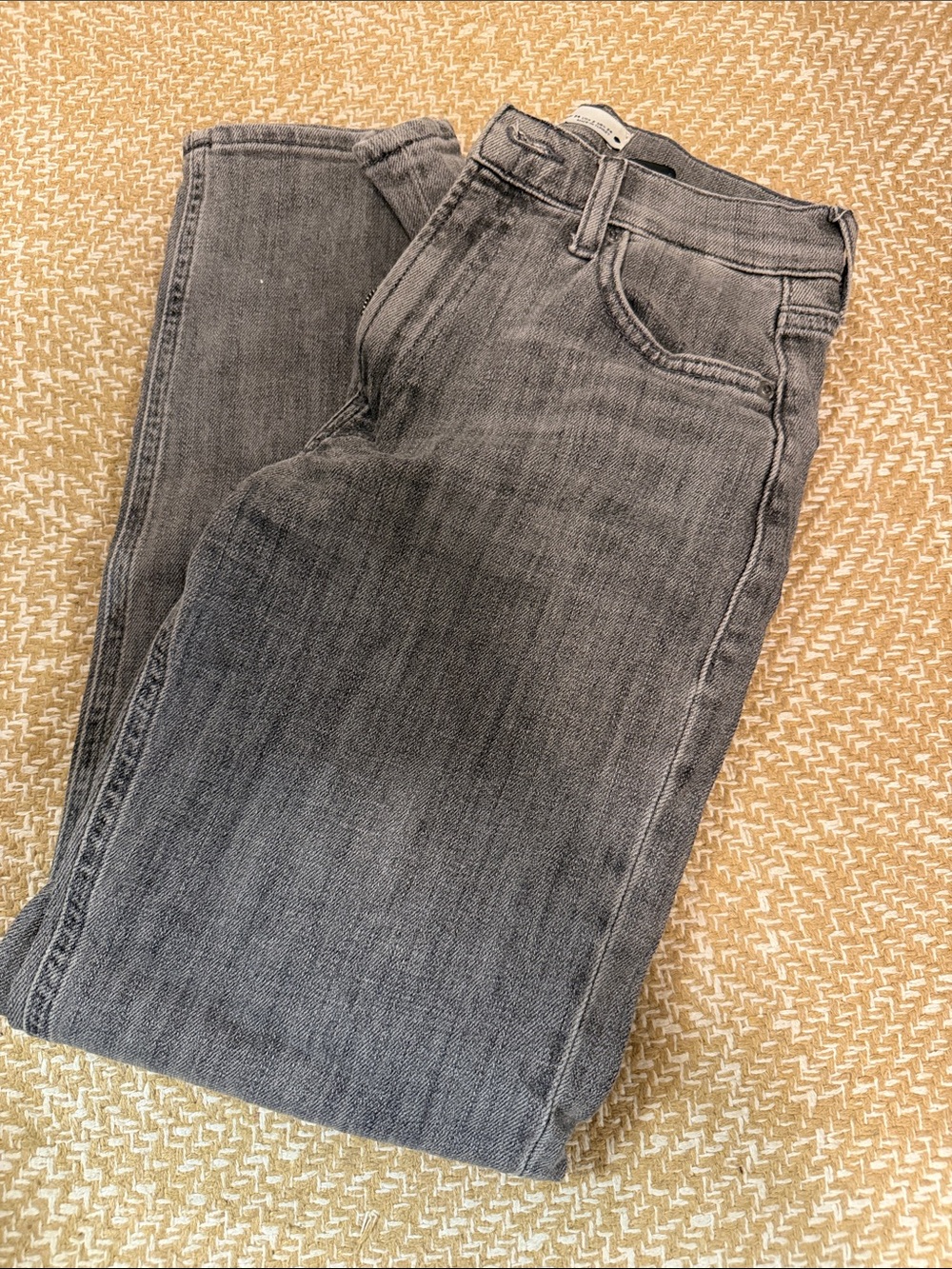 Women Grey Straight-Leg Jeans! Like new soze 34 or 2